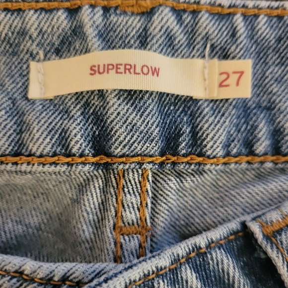 NEW NWT Levi's® Women's Low-Rise Superlow Loose Jeans - Table Talk 27 - Picture 3 of 5